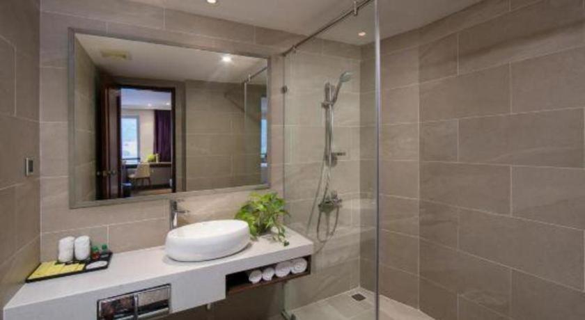 Halong Pearl Hotel Халонг Экстерьер фото